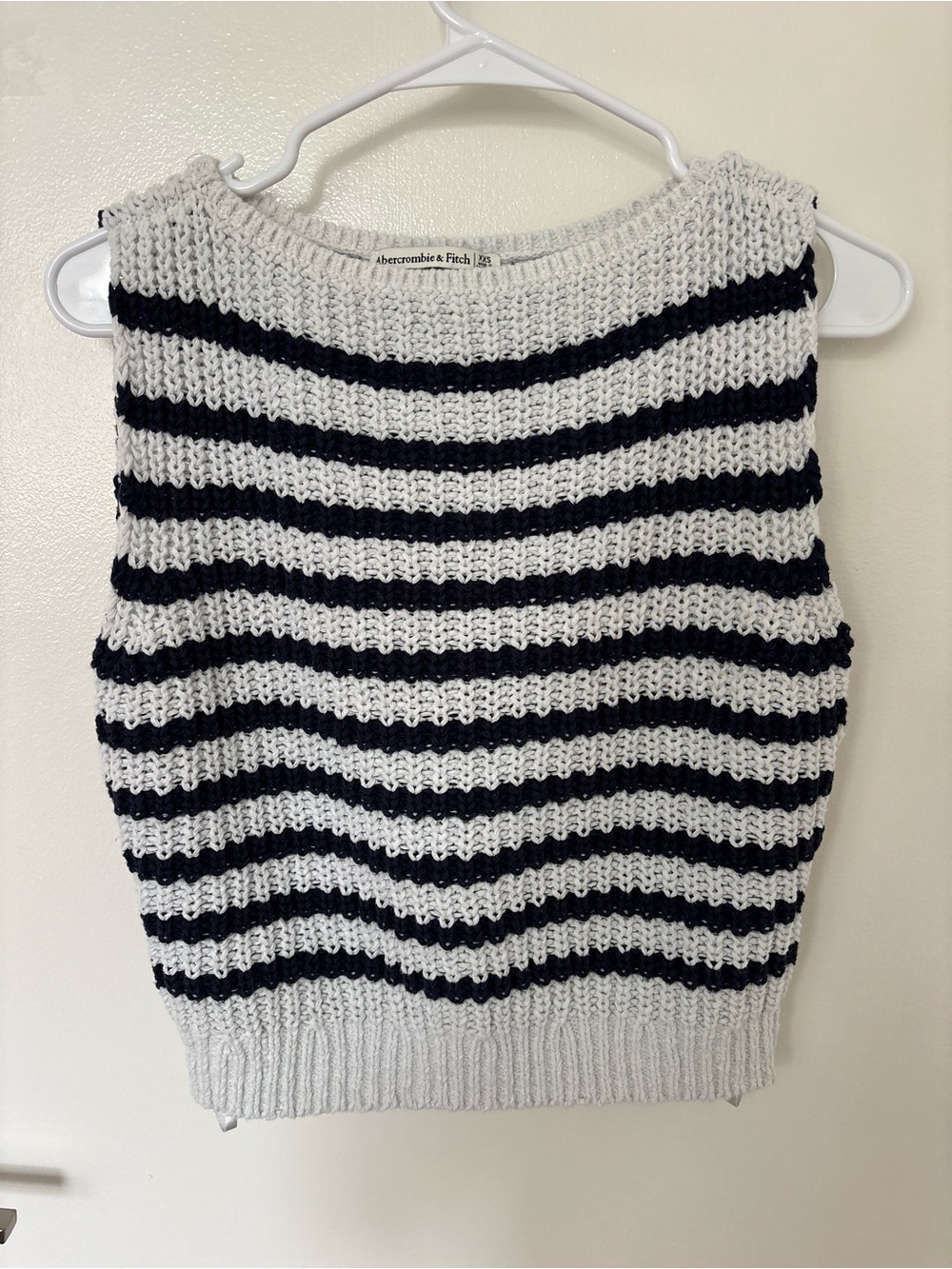 Abercrombie & Fitch Women's Striped Knit Sweater Vest - White & navy